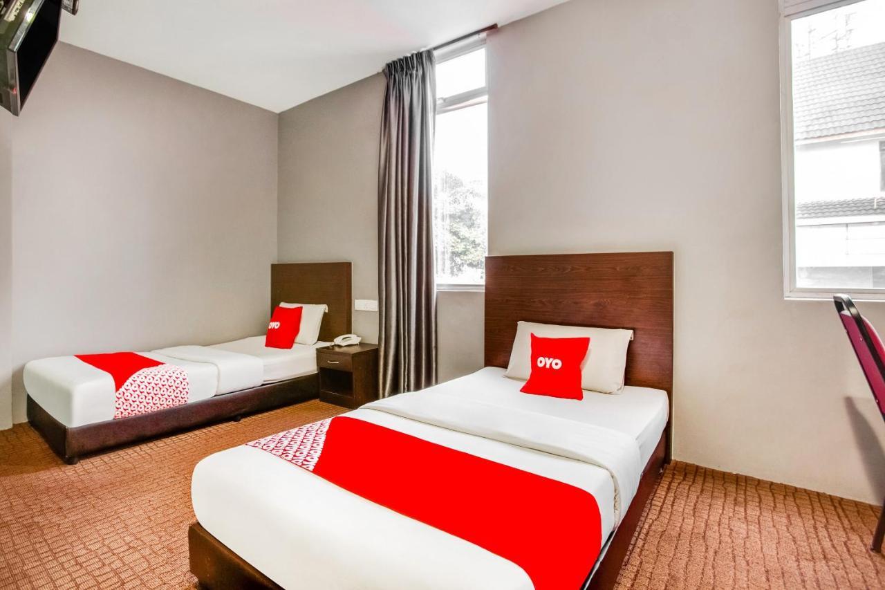 Oyo 89652 P Line Hotel Johor Bahru Exterior foto